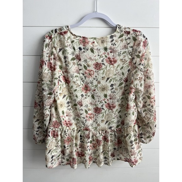 Matilda Jane Women's Good Hart GH Zilker Floral Blouse Size M 0508 - Picture 3 of 7